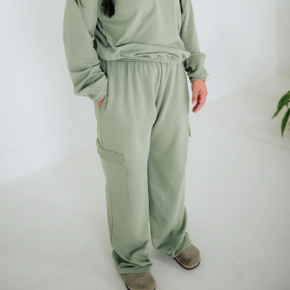 Ladies' Bamboo Fleece Cargo Pants | Black