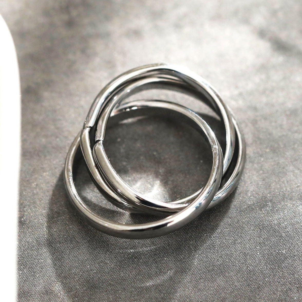 Triple Banded Interconnected Stack Ring