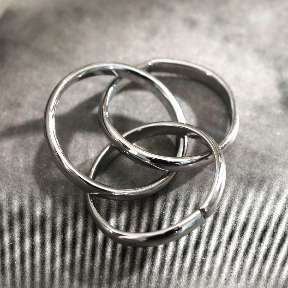 Triple Banded Interconnected Stack Ring