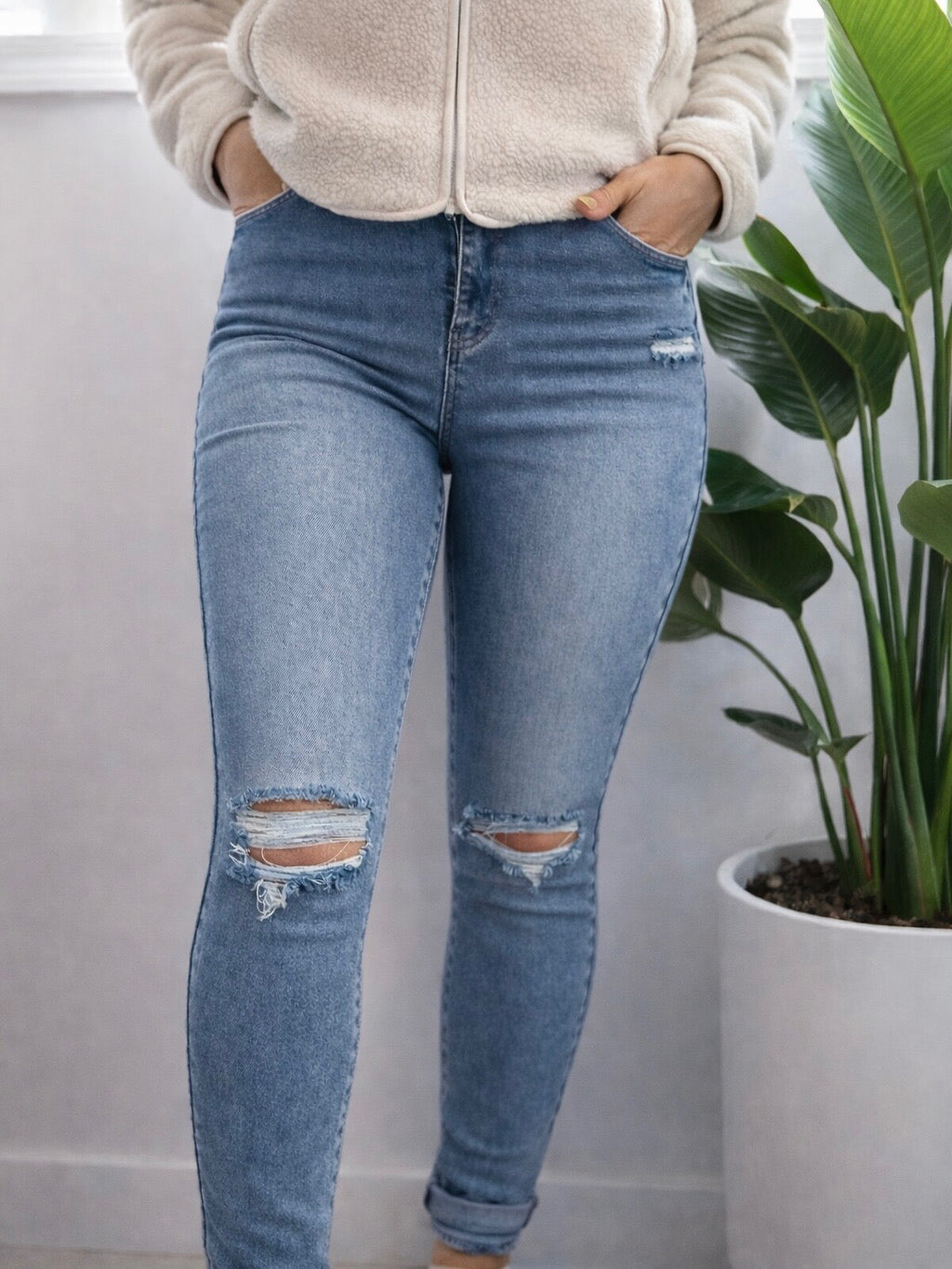 Ripped Comfy Jeans