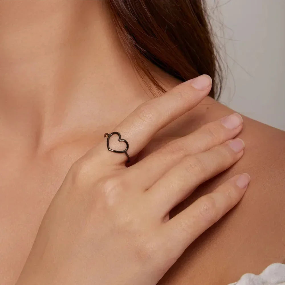 925 Sterling Silver Minimal Heart Band Ring